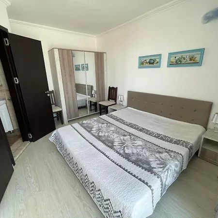 Apartment Feniks Sveti Vlas
